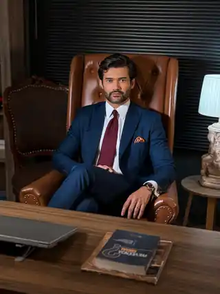 Daniel Torquato em seu escritório